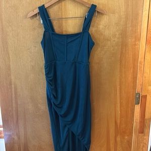 Cider textured ruched slit midi dress